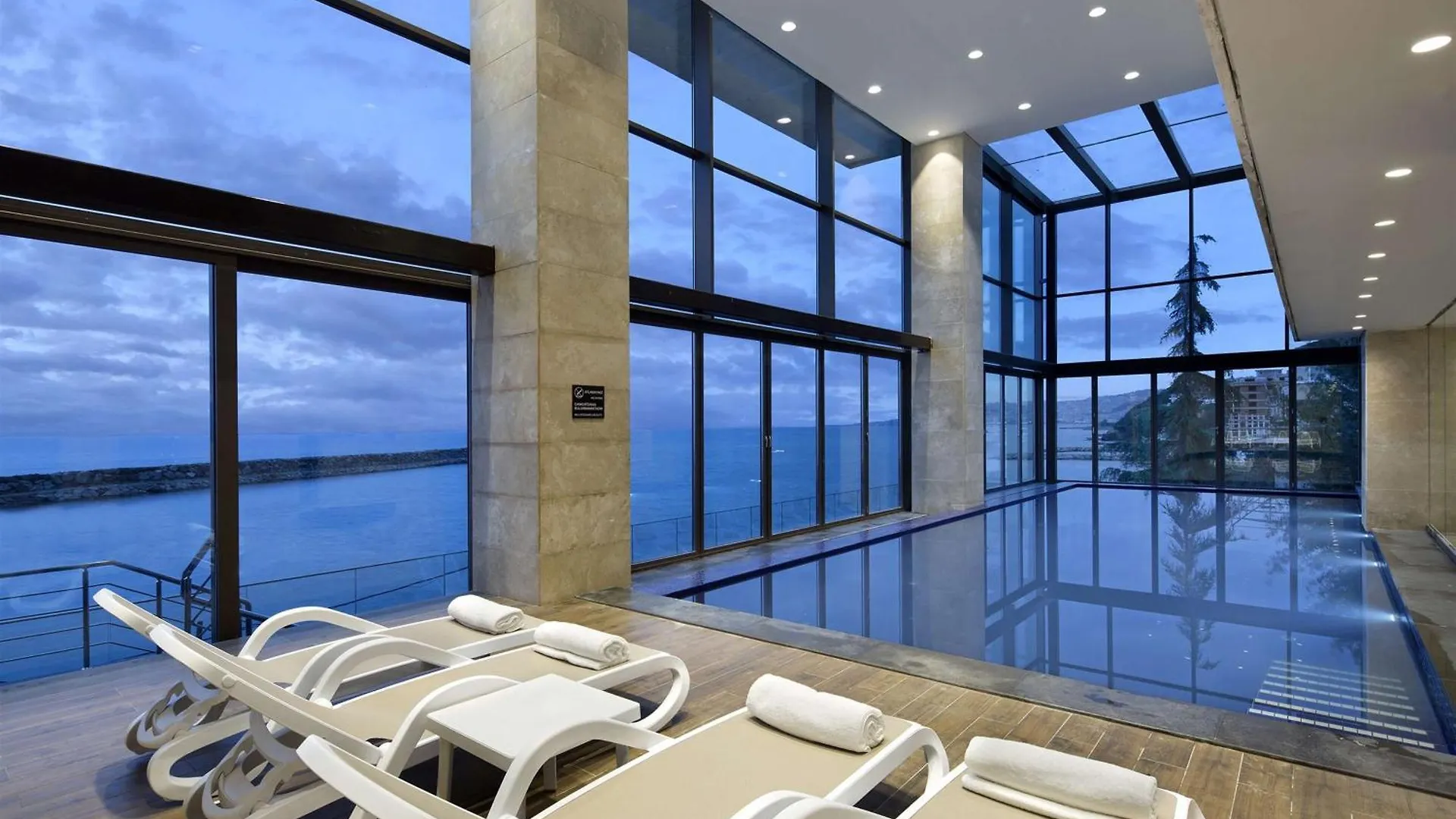 Doubletree By Hilton Trabzon Hotel 5*,